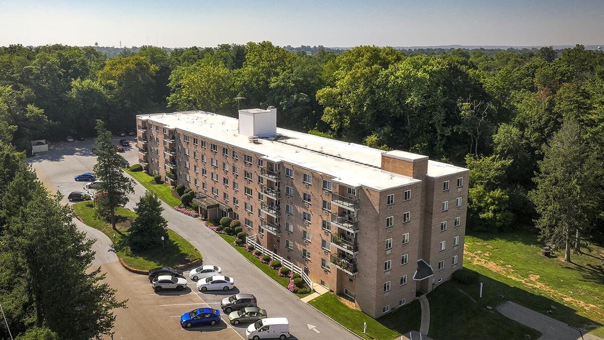 Images Norriton East Apartments