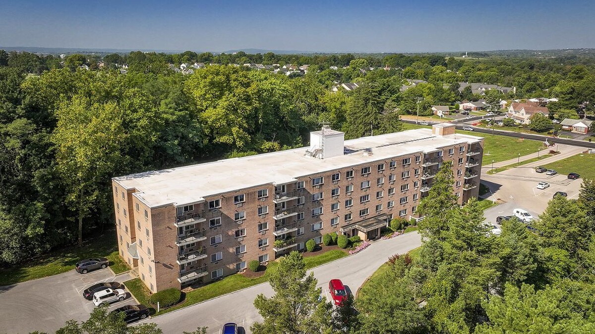 Images Norriton East Apartments