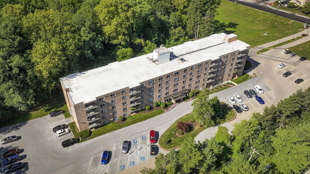 Images Norriton East Apartments