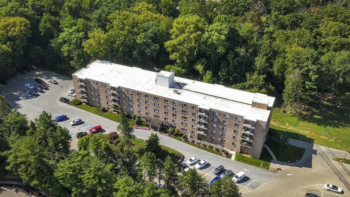 Images Norriton East Apartments