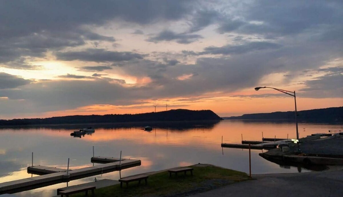 Images Long Level Marina