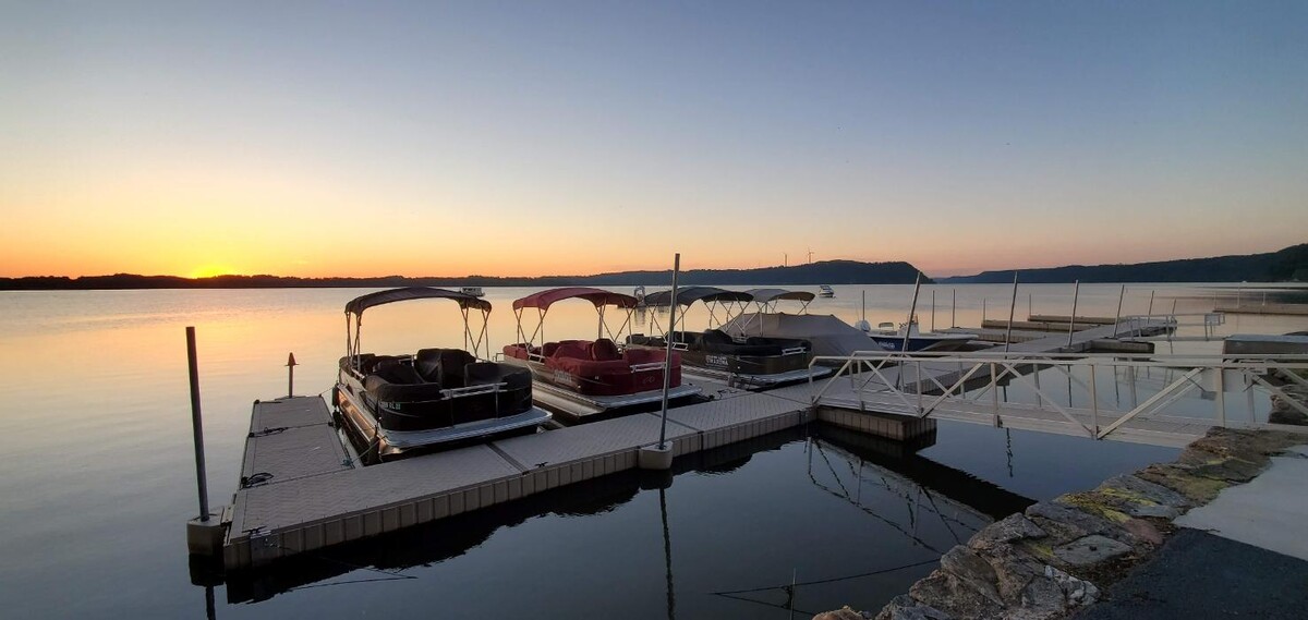 Images Long Level Marina