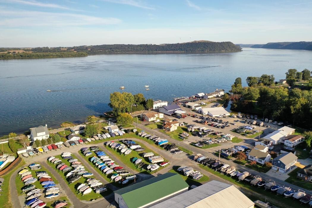 Images Long Level Marina