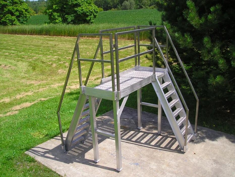 Images LaBco Fabrication, Inc.