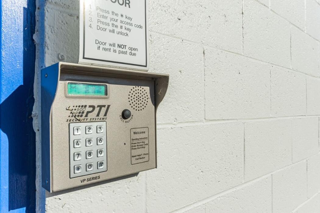 Images National Storage Centers - Plymouth Road