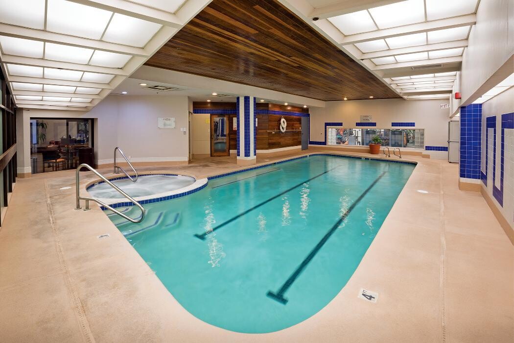 Images Downtown Sports and Wellness