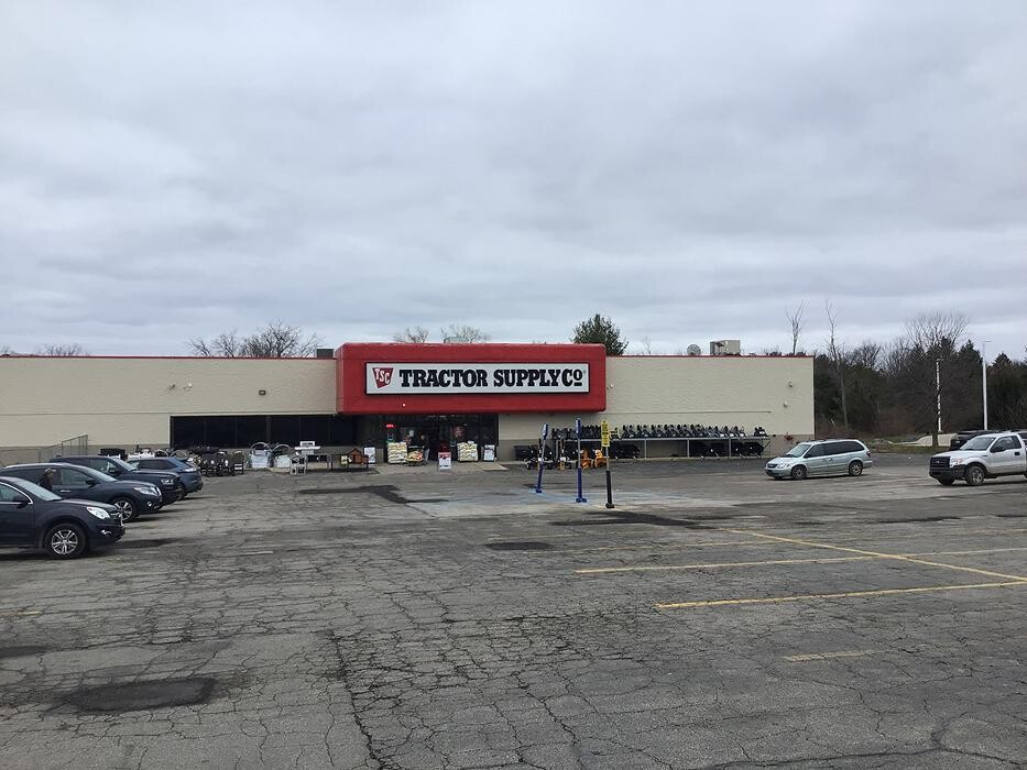 Images Tractor Supply Co.