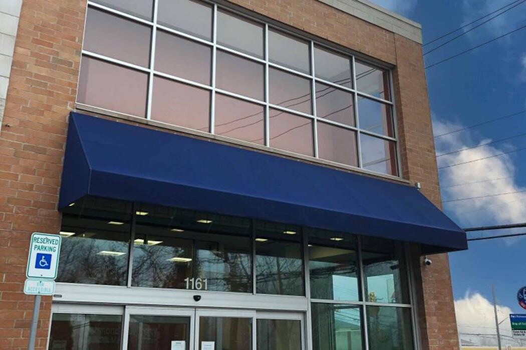 Images Richmond University Medical Center - Breast and Women's Center