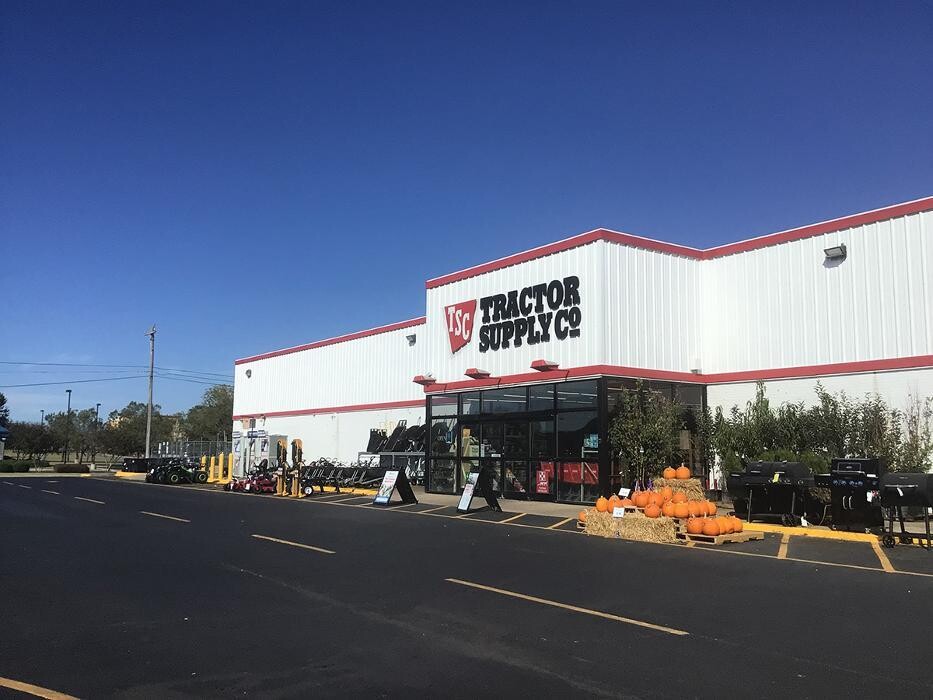 Images Tractor Supply Co.