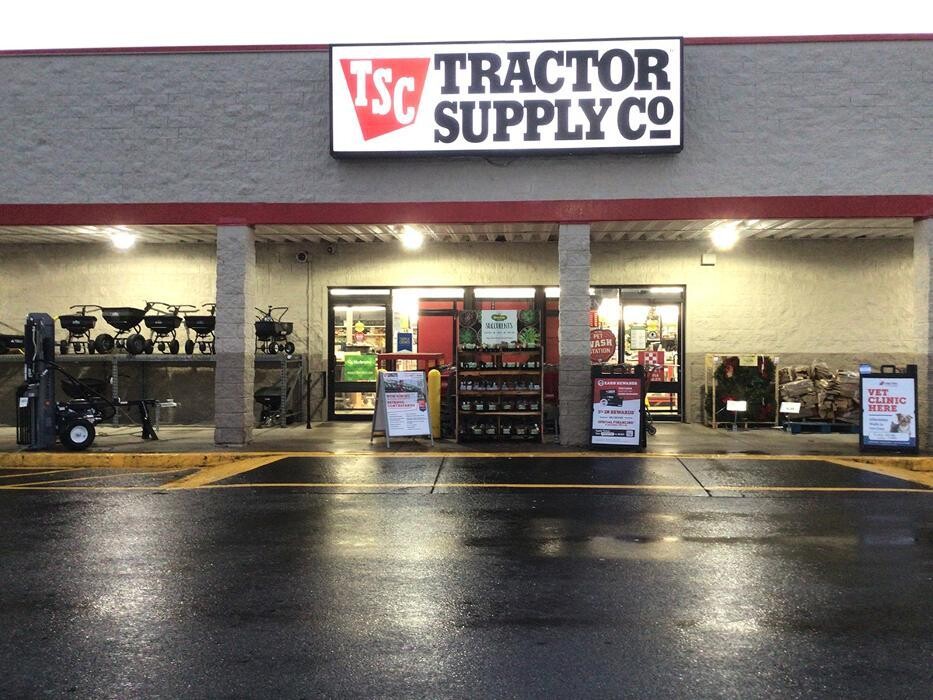 Images Tractor Supply Co.
