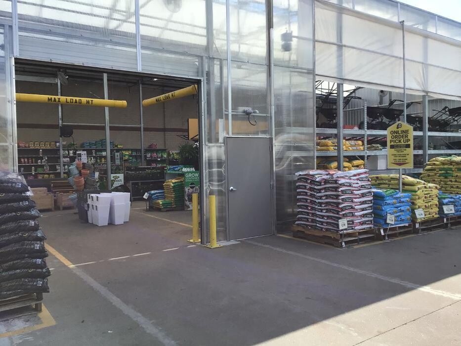 Images Tractor Supply Co.