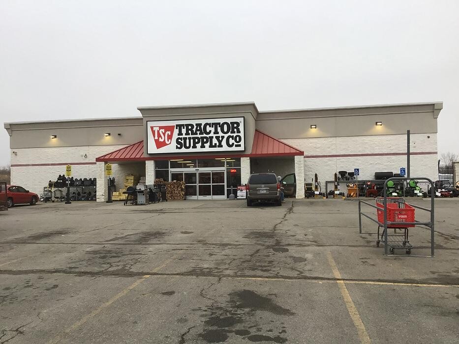 Images Tractor Supply Co.