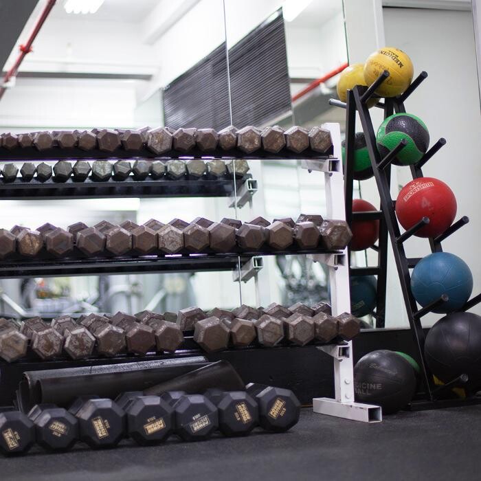 Images Lucille Roberts - Forest Hills