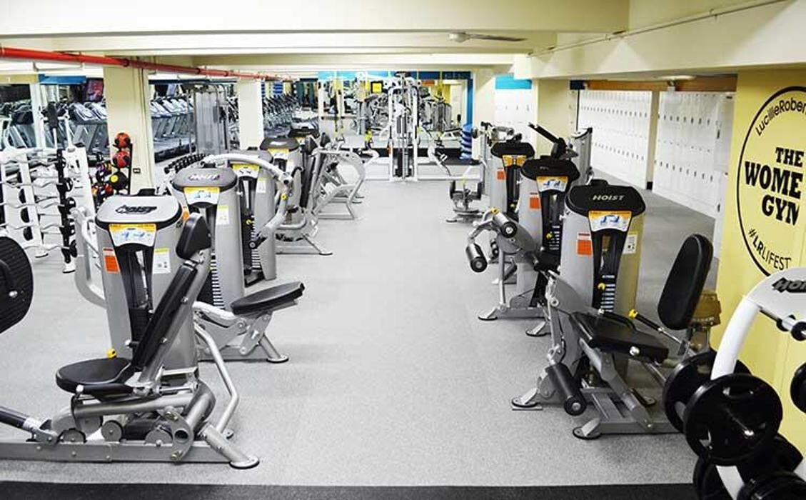 Images Lucille Roberts - Forest Hills