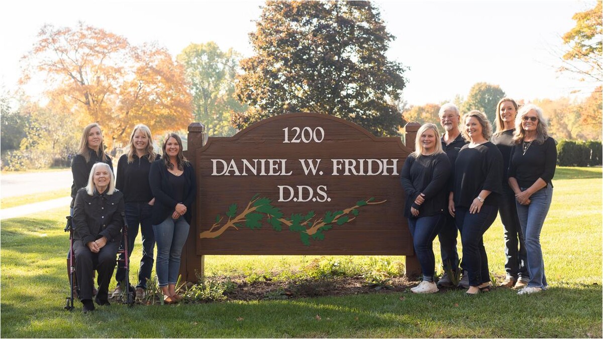 Images Daniel W. Fridh, DDS