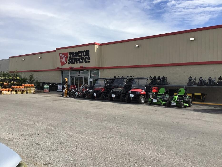 Images Tractor Supply Co.