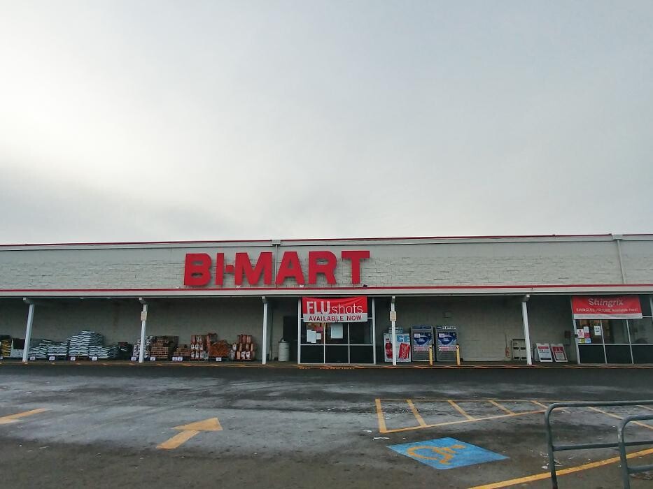 Images Bi-Mart Membership Discount Stores