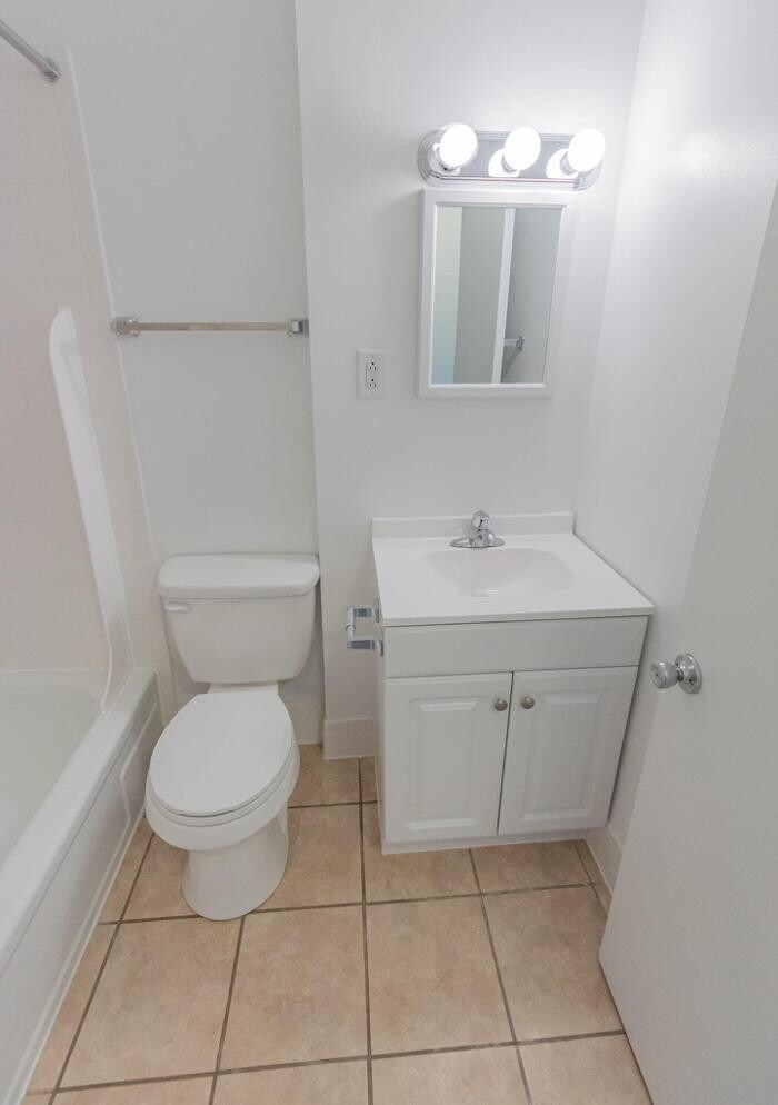 Images Mayflower Crossing Apartments