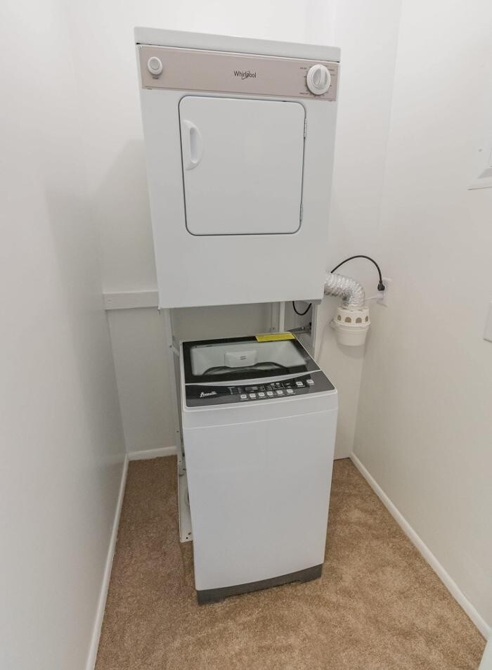 Images Mayflower Crossing Apartments