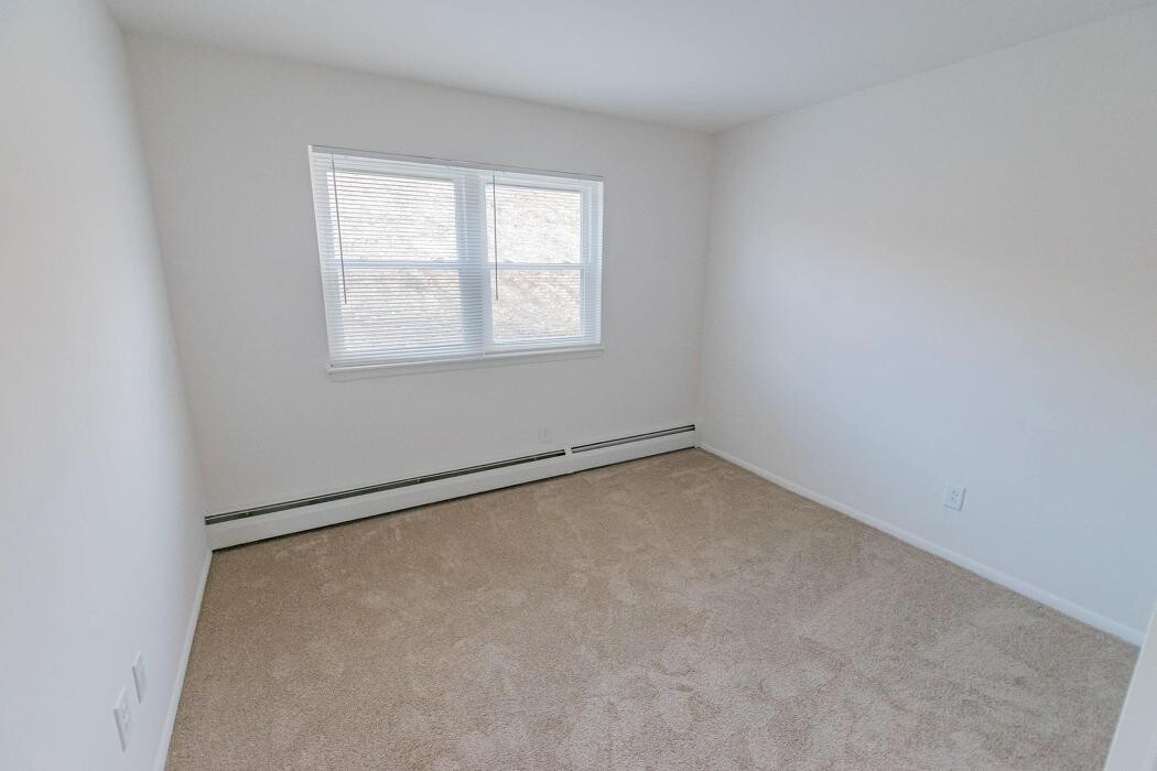 Images Mayflower Crossing Apartments