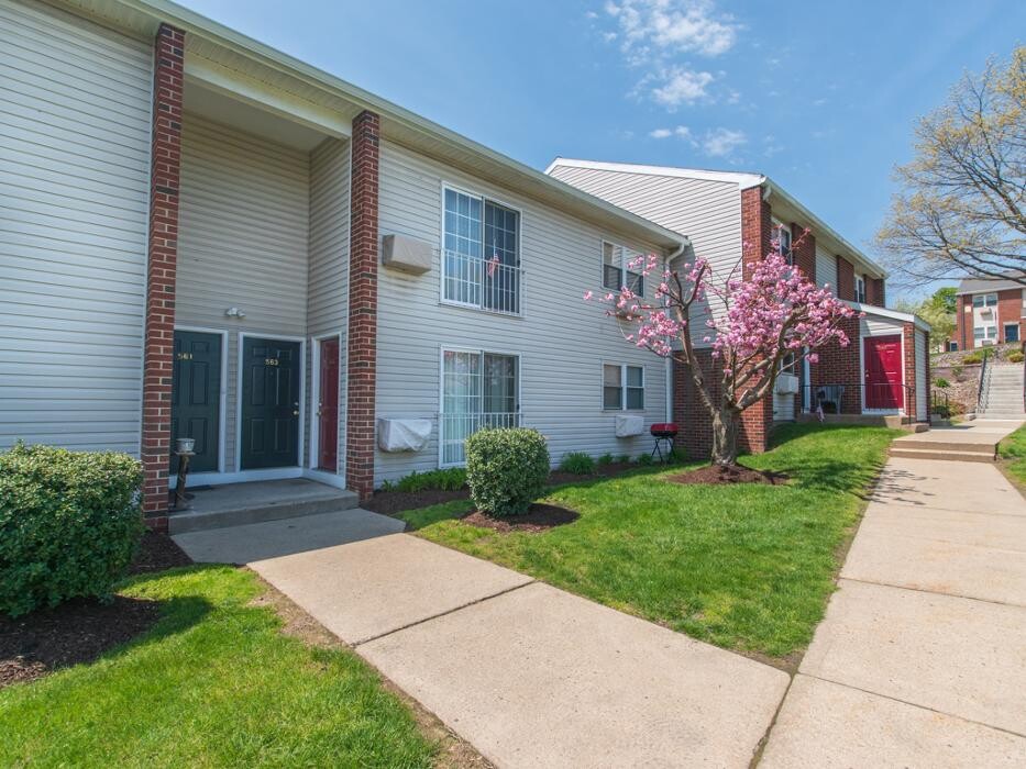 Images Mayflower Crossing Apartments