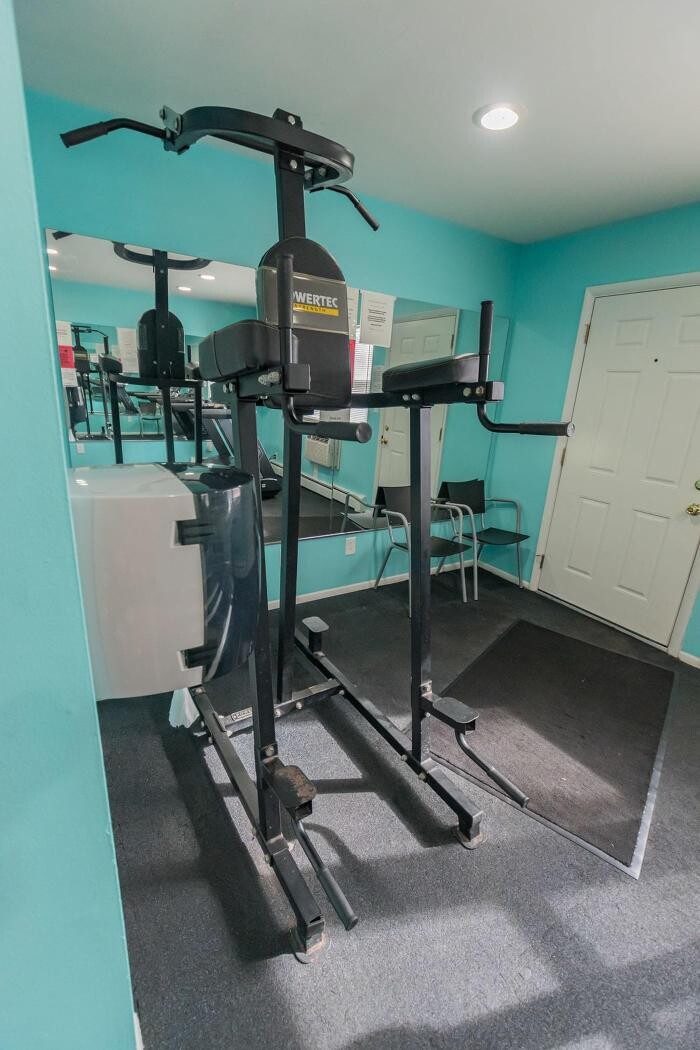 Images Mayflower Crossing Apartments