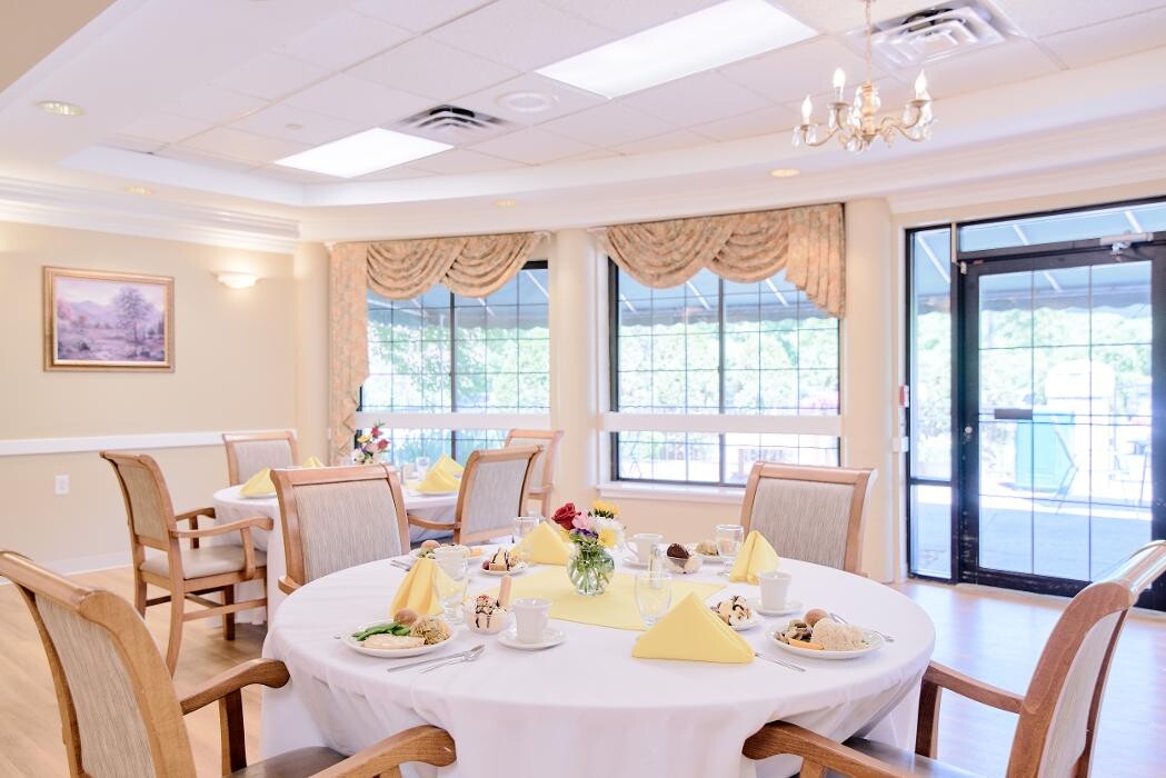 Images CareOne at Redstone
