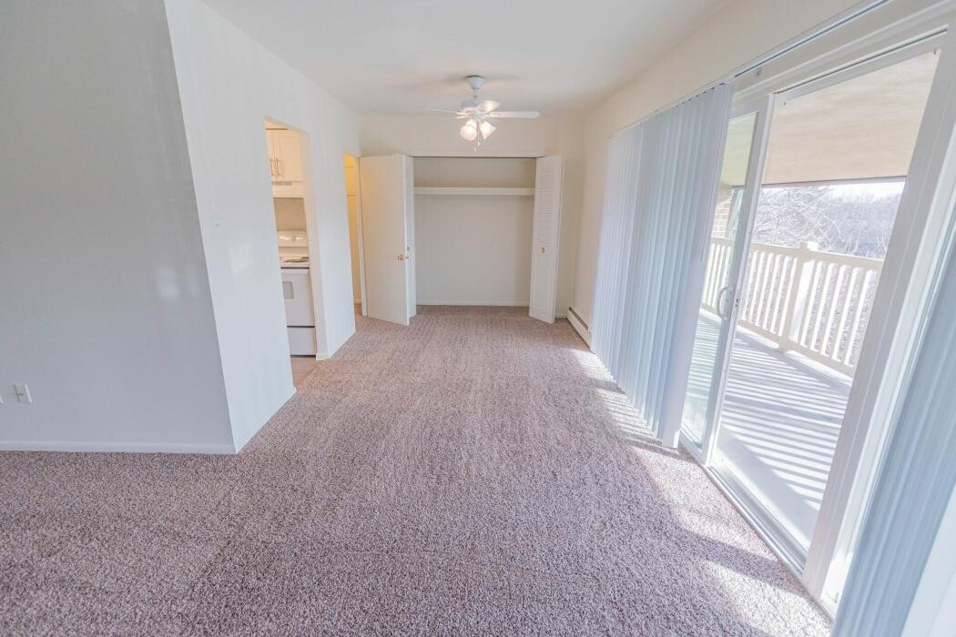 Images Black Hawk Apartments