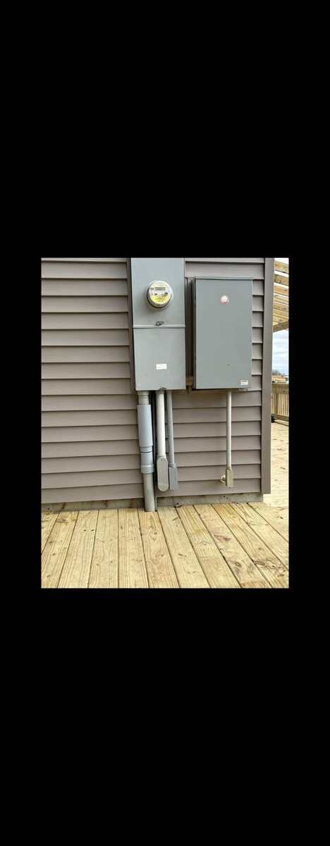 Images Blackhawk Electric & Generators Inc.
