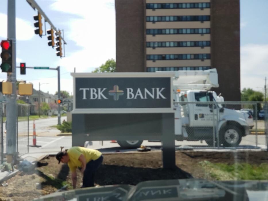 Images Blackhawk Electric & Generators Inc.