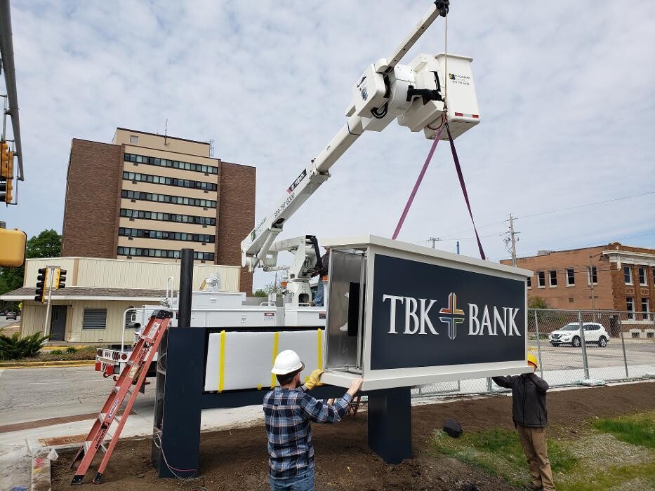 Images Blackhawk Electric & Generators Inc.