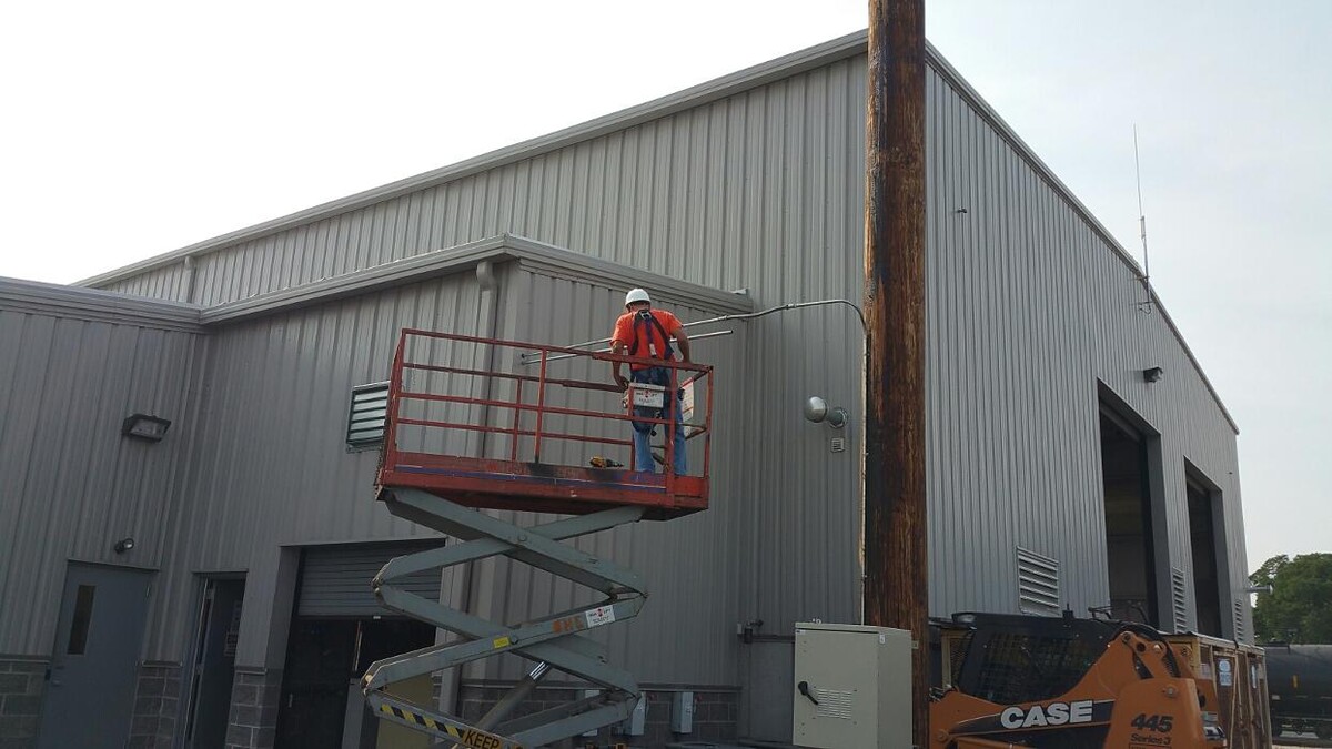 Images Blackhawk Electric & Generators Inc.