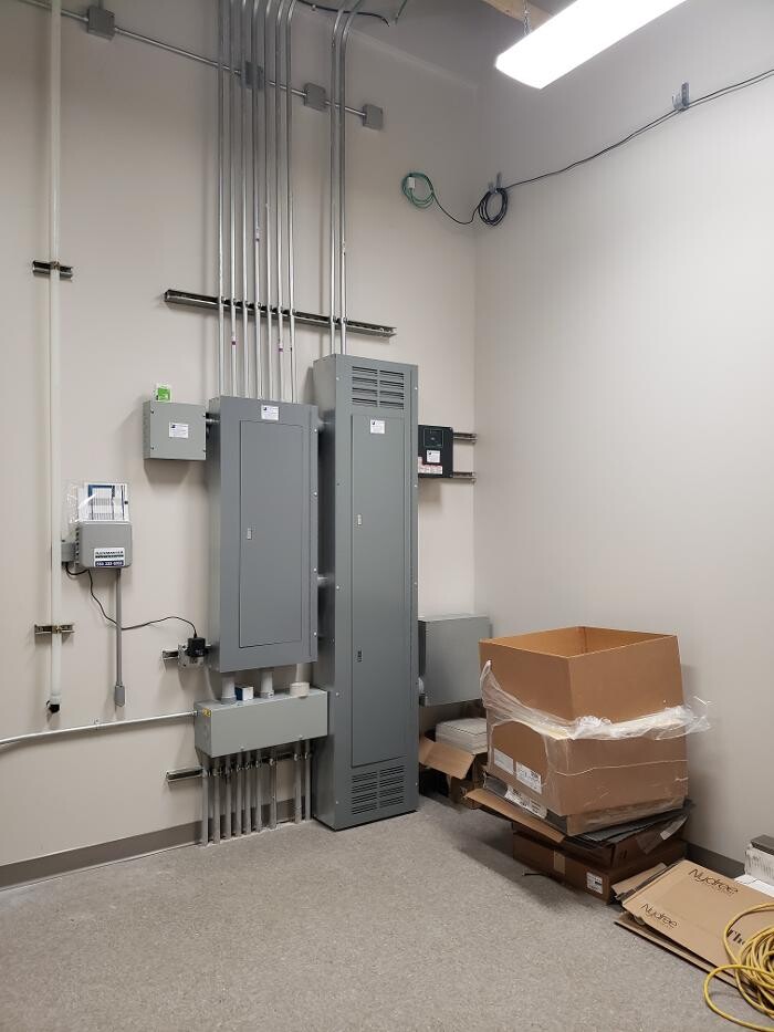 Images Blackhawk Electric & Generators Inc.