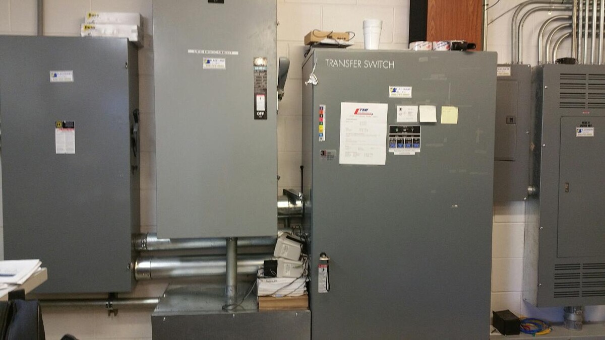 Images Blackhawk Electric & Generators Inc.