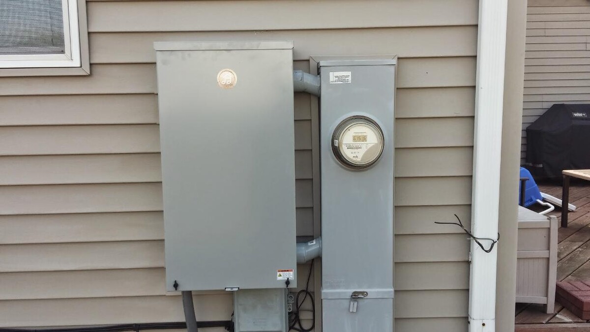 Images Blackhawk Electric & Generators Inc.