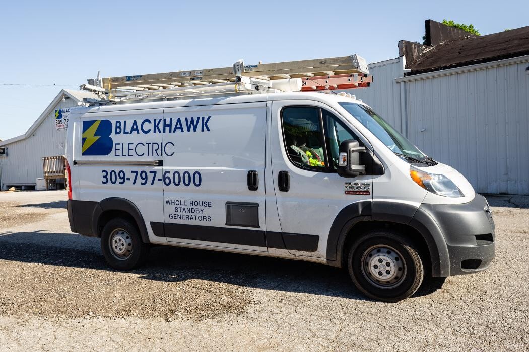 Images Blackhawk Electric & Generators Inc.
