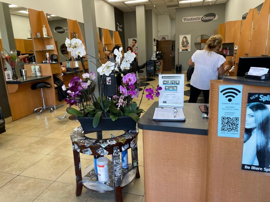 Images Fantastic Sams Cut & Color