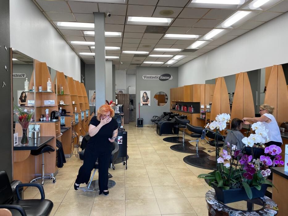 Images Fantastic Sams Cut & Color