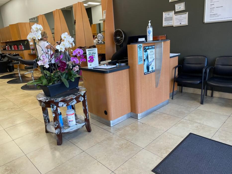 Images Fantastic Sams Cut & Color