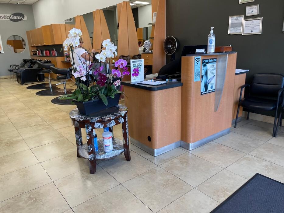 Images Fantastic Sams Cut & Color