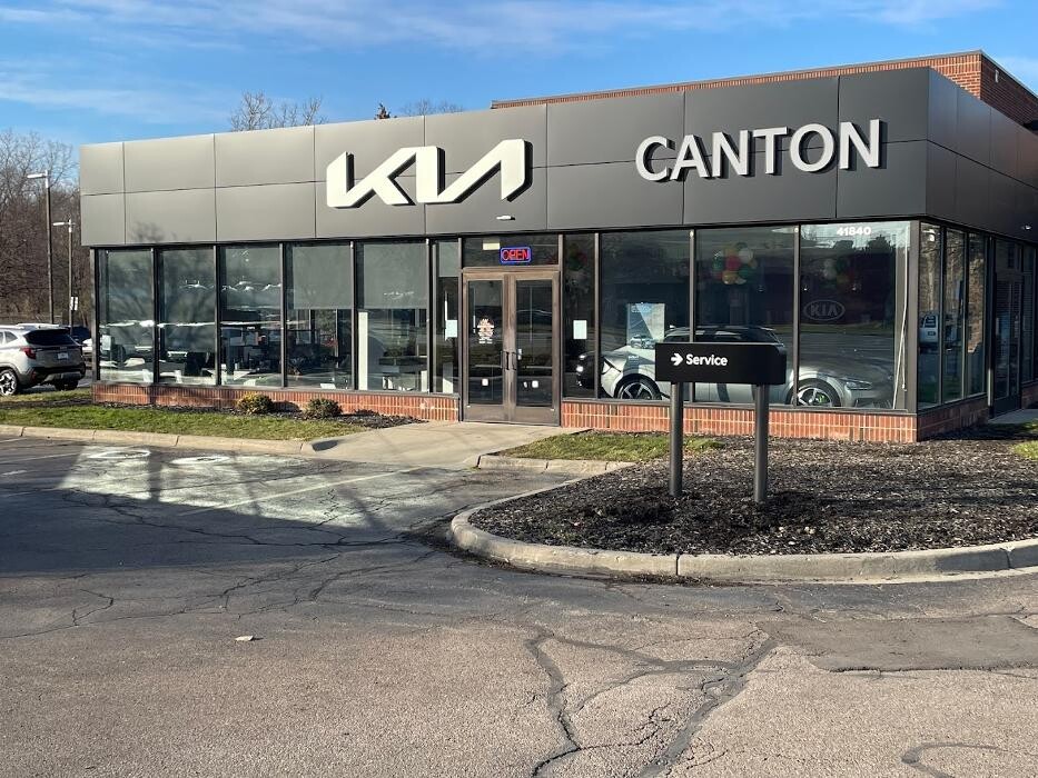 Images Kia of Canton