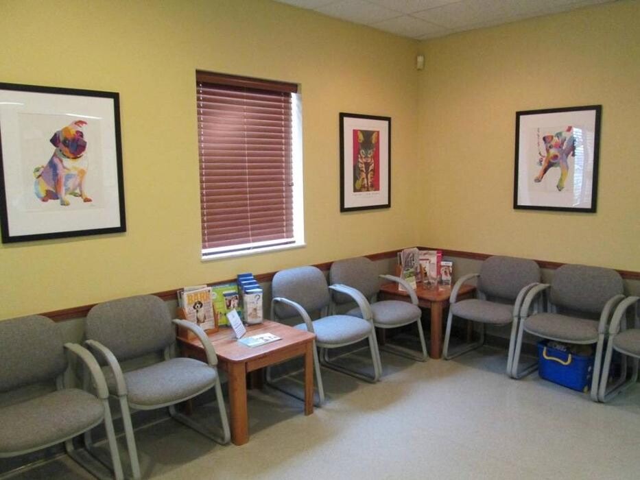 Images Suburban Animal Clinic