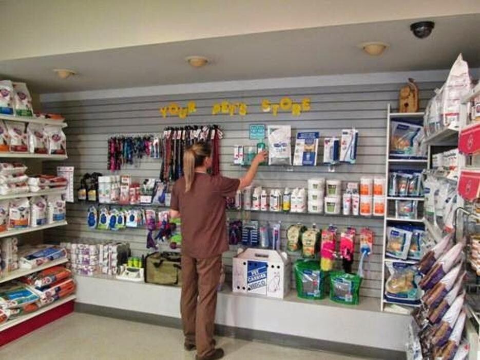 Images Suburban Animal Clinic