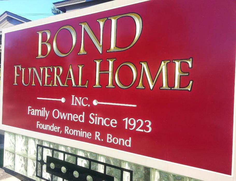 Images Bond Funeral Home