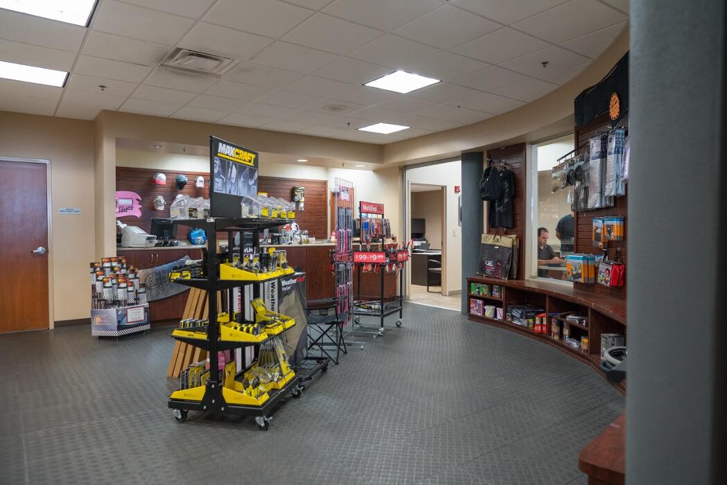 Images AutoNation Toyota Fort Myers