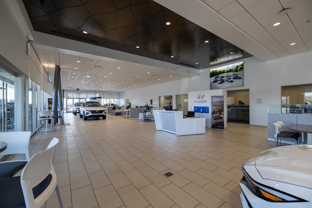 Images AutoNation Hyundai Tempe