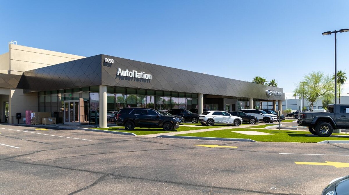 Images AutoNation Hyundai Tempe