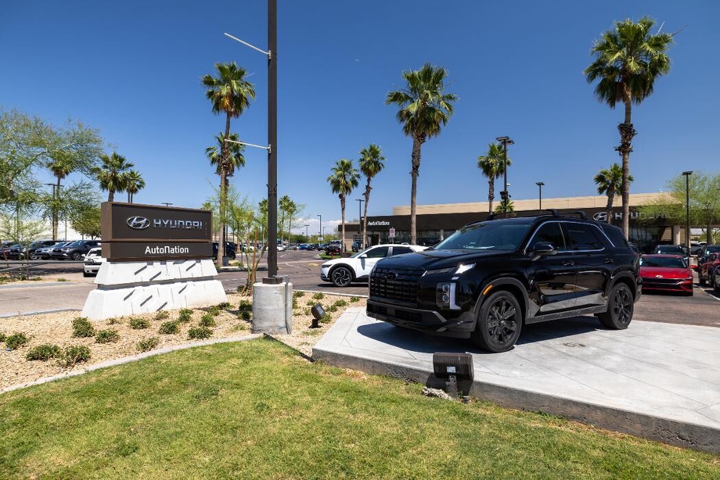 Images AutoNation Hyundai Tempe