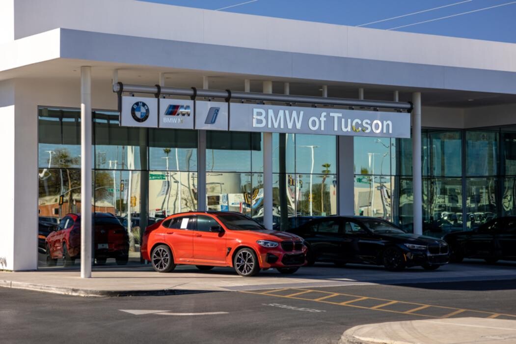 Images BMW of Tucson