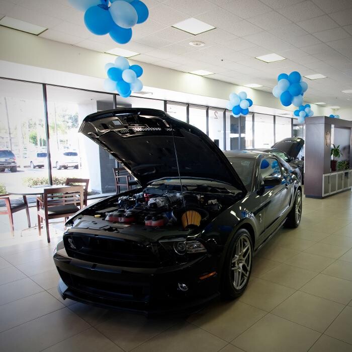 Images AutoNation Ford Tustin